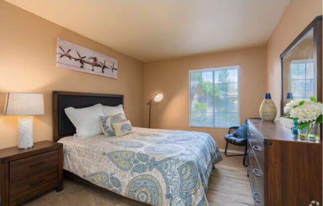 1 bed, 1 bath, 650 sqft, $1,595, Unit 113 - Stainless Package