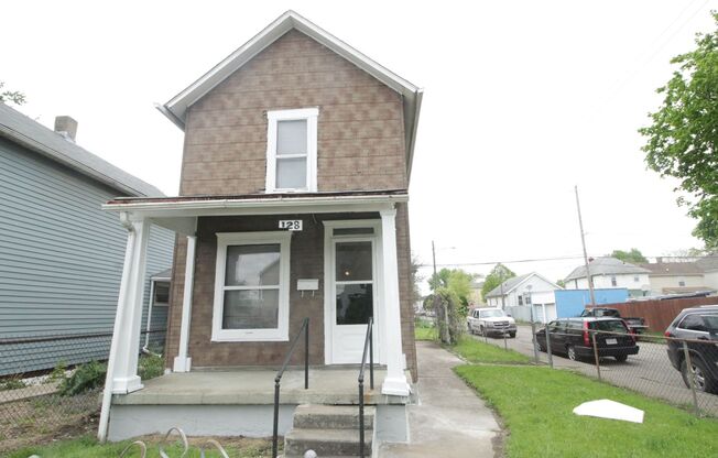 2 Bedroom single family home with fenced in yard