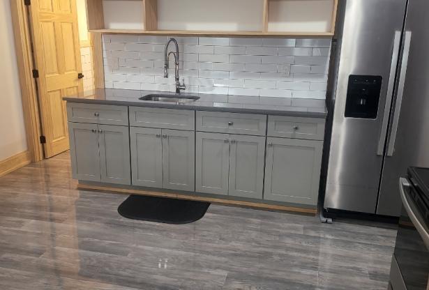 1 bed, 1 bath, 900 sqft, $1,800