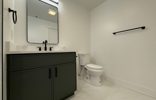 1 bed, 1.5 baths, 689 sqft, $3,395, Unit 204