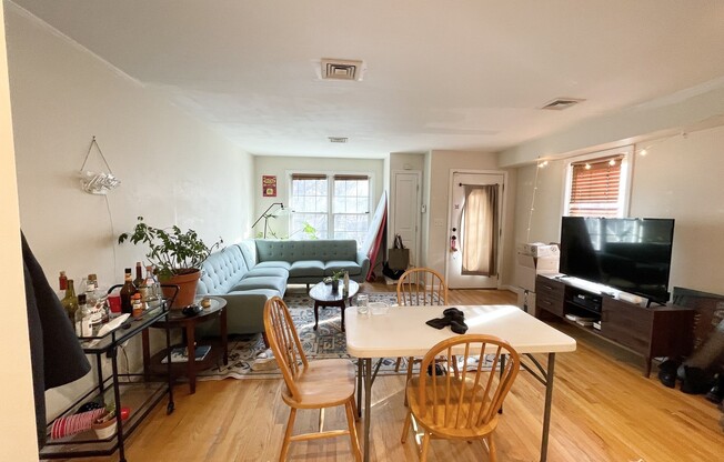 6 HARLESTON ST