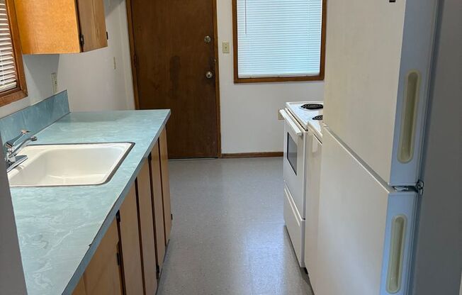 Queens Court Apartments