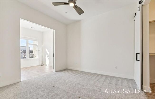 2876 W 53 AVE