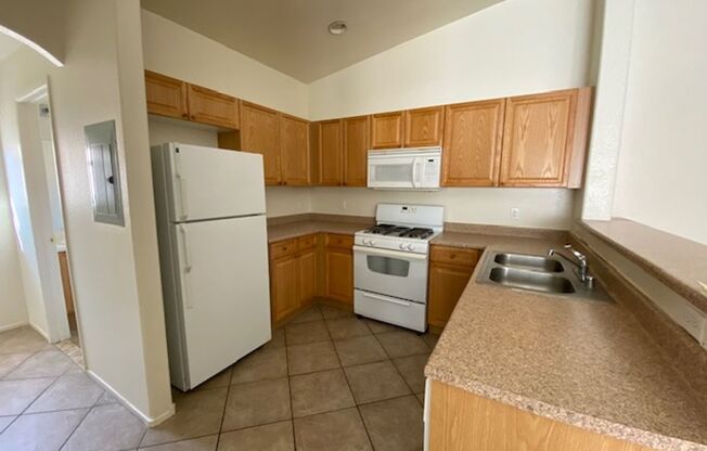 Beautiful 2 bedroom Condo