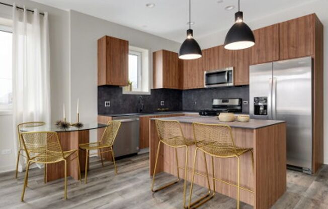 2 beds, 2 baths, 1,230 sqft, $2,627, Unit 770-3W