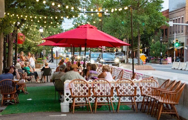 Main Street Restaurants and Bars