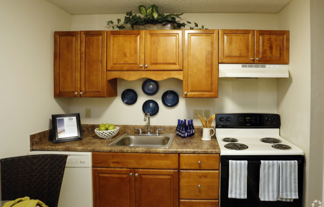 1 bed, 1 bath, 590 sqft, $950, Unit G-0705