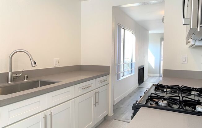 2 beds, 2 baths, 1,100 sqft, $2,375, Unit 201