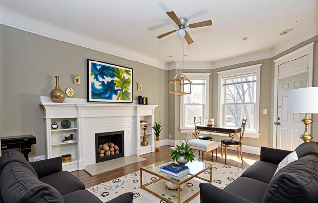 4949 S FORRESTVILLE AVE