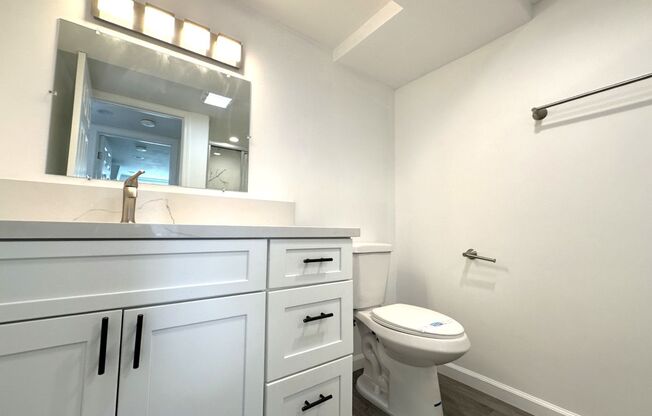 1 bed, 1 bath, 300 sqft, $1,775, Unit 09