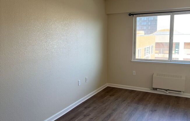 1 bed, 1 bath, 644 sqft, $1,900, Unit 506