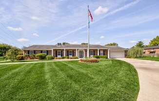 Leasing office at Ashton Brook Apartments