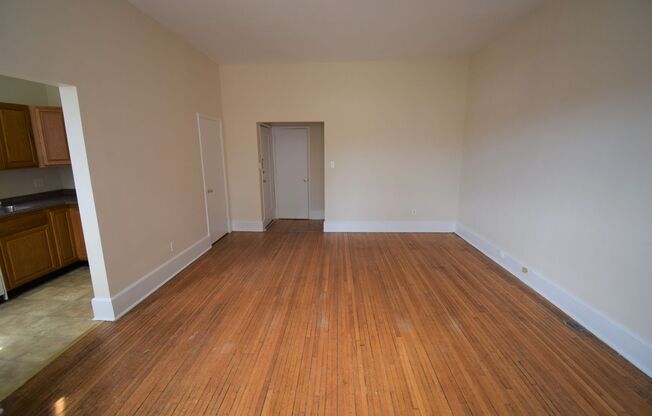 Studio, 1 bath, 450 sqft, $2,046, Unit 2112 O Unit 6