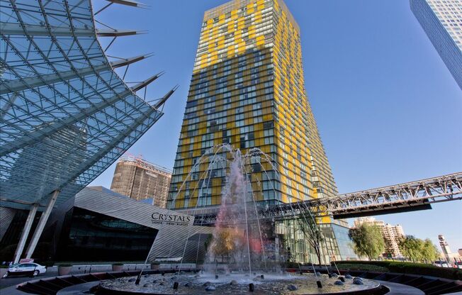 1 bed, 1 bath, $2,850