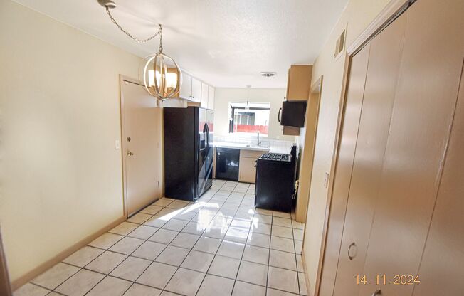 4 beds, 2 baths, $3,700