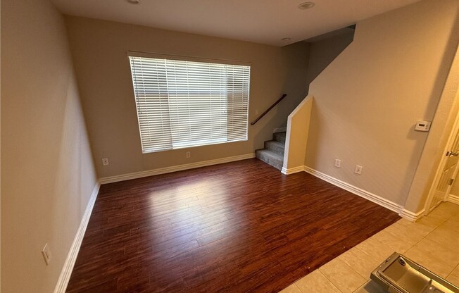 1 bed, 1 bath, 670 sqft, $2,400