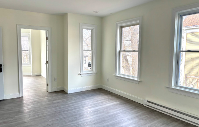 39 FREEMAN ST
