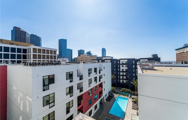 3 beds, 2 baths, 1,610 sqft, $8,000, Unit 612