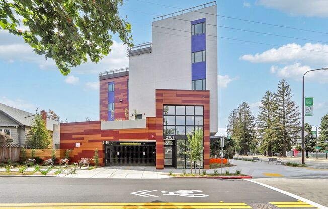 1 bed, 1 bath, 437 sqft, $2,995, Unit 102