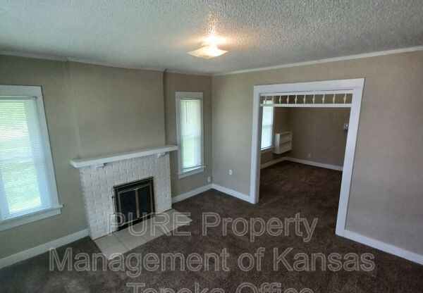 630 SW WASHBURN AVE