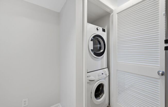 1 bed, 1 bath, $1,928, Unit Unit #4