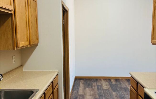 1 bed, 1 bath, 642 sqft, $1,025, Unit 5819-10 PVC