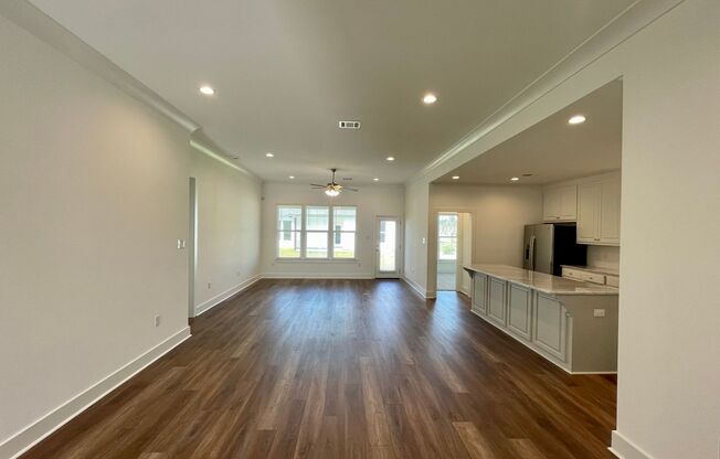 Must see home in  River Hills Farm!