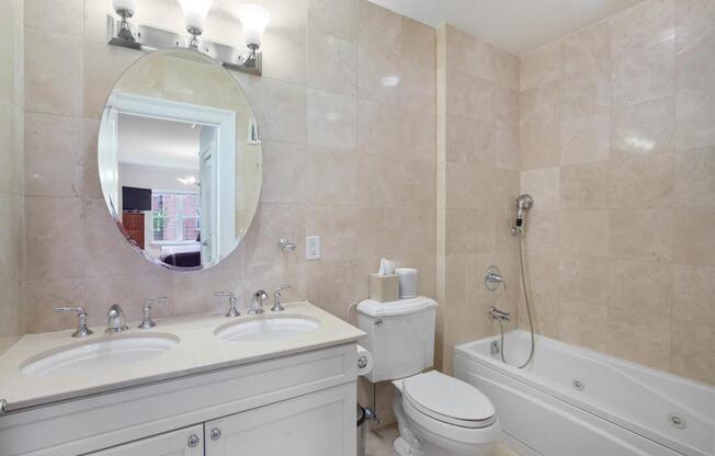 261 W 112 ST
