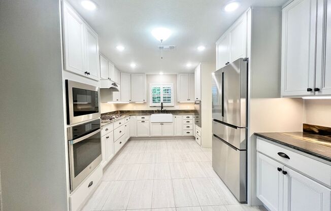 4 beds, 2.5 baths, $3,000