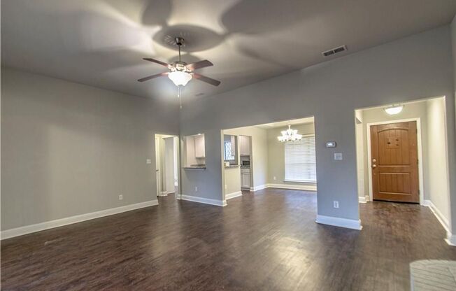 Updated 3 Bedroom/2 Bath w/ Open Floorplan and Big Backyard w/ lots of shade trees