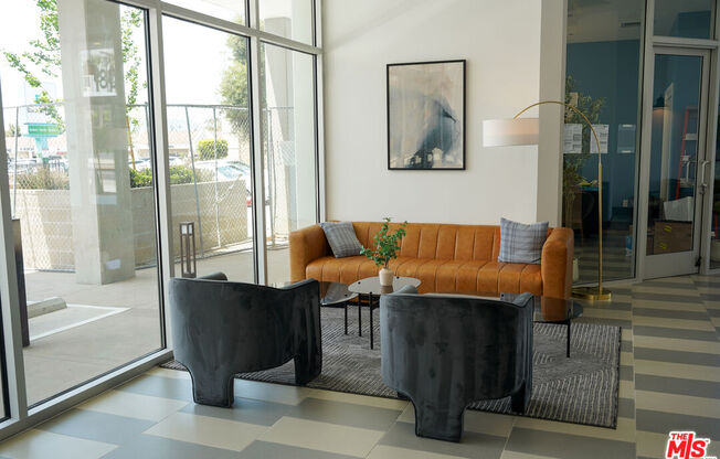 Studio, 1 bath, 655 sqft, $2,480, Unit 727