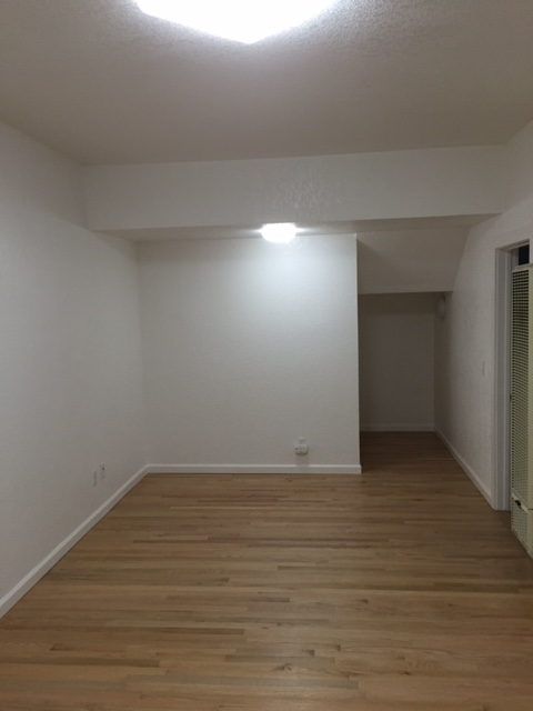 Studio, 1 bath, 265 sqft, $1,925, Unit 03RD-574#117