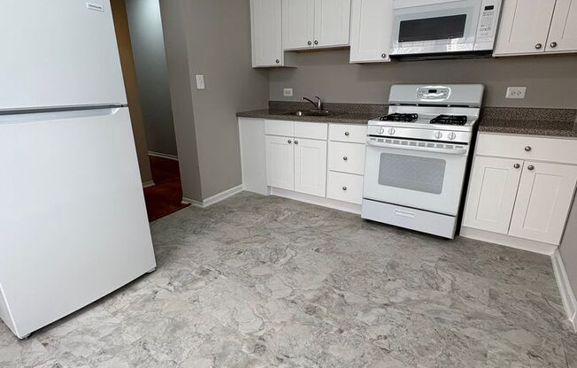 3 beds, 2 baths, 1,164 sqft, $1,475, Unit CA 127-3