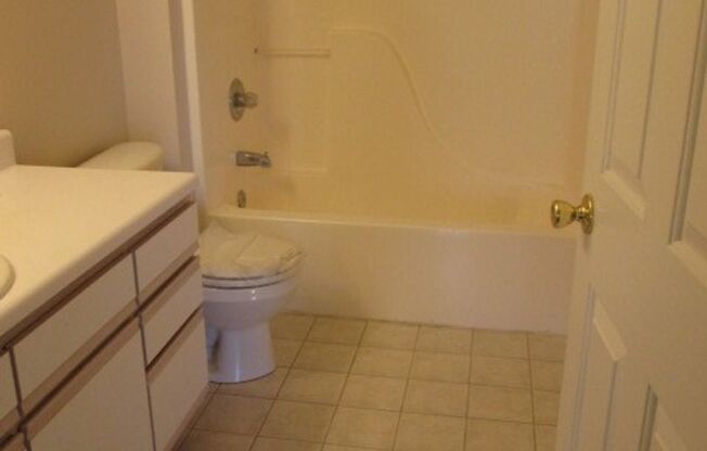 1 bed, 1 bath, 981 sqft, $1,132, Unit 07-304