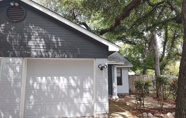 Updated duplex in South Austin Manchaca & Slaughter area.