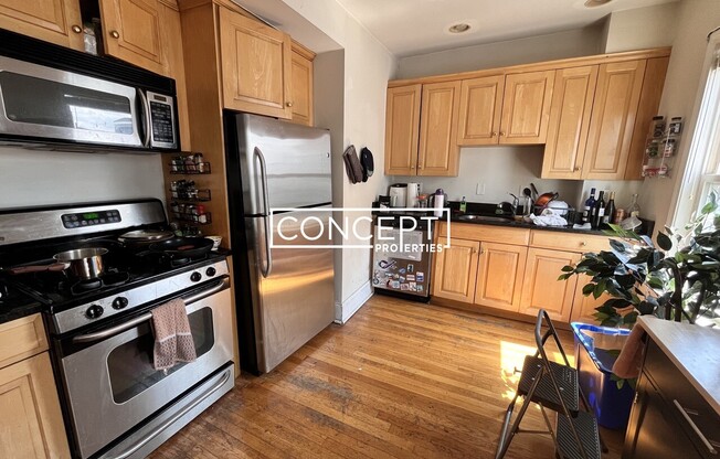 24 ASPINWALL AVE