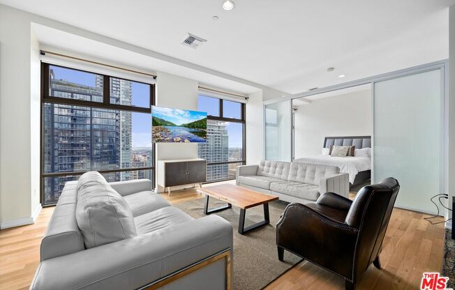 2 beds, 2 baths, 1,930 sqft, $6,000, Unit 1710