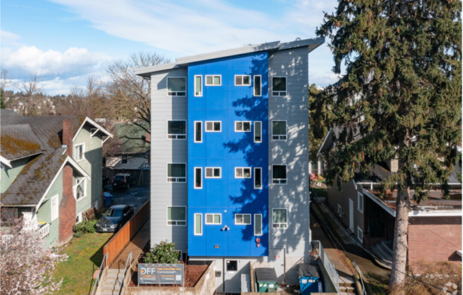 PM - Juno Studios