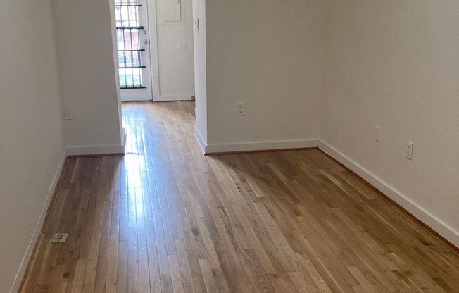 2 beds, 2 baths, 1,000 sqft, $1,799, Unit 22-1