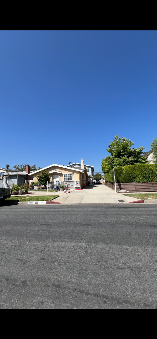 3305 Larga Avenue