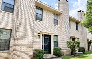 2 beds, 1.5 baths, $1,395