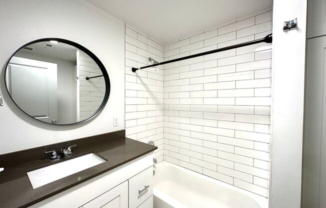 Studio, 1 bath, 208 sqft, $1,199, Unit 3E