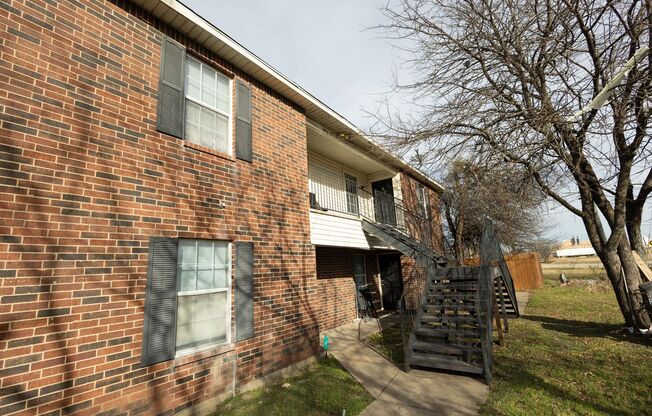 300 South Magnolia Street