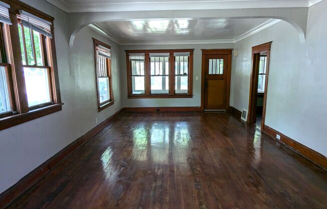 3133 5th St, 2 bedroom house with basement and garage