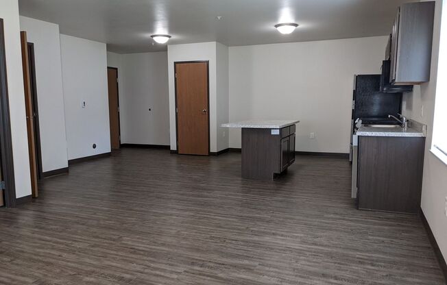 1 bed, 1 bath, 630 sqft, $945, Unit 413