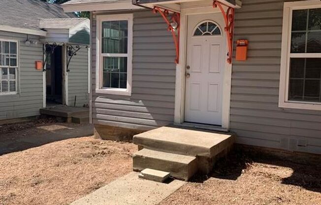 $399.00 Move In SPECIAL - Updated Studio Apartment in Fort Worth: Classic Style with Updates