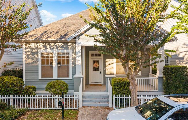 834 Lake Evalyn Dr. - 3 bedroom 2 bath 2 car garage