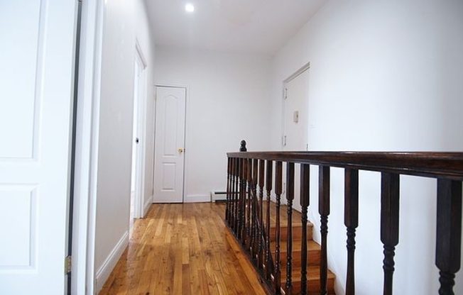 243 W 116 ST