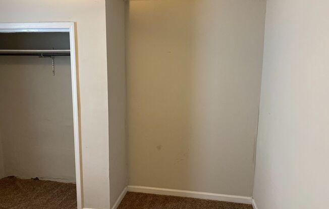 3 beds, 1 bath, $2,200