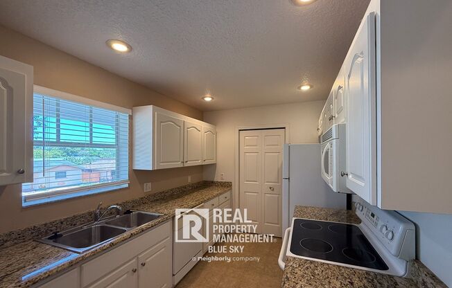 9016 SHALLOWFORD LN